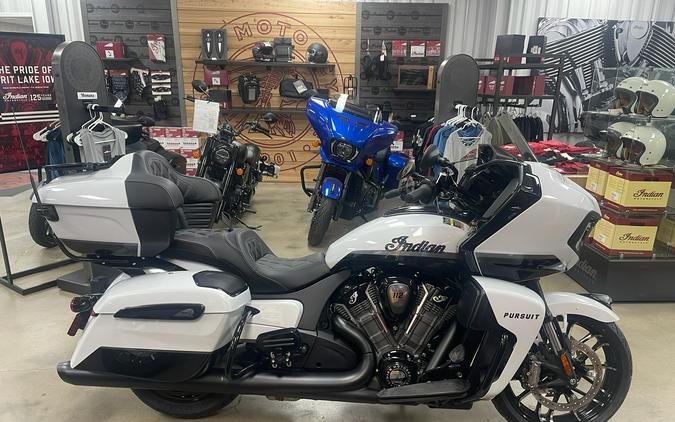 2026 Indian Motorcycle Pursuit® Dark Horse® with 112 and Powerband Audio Package