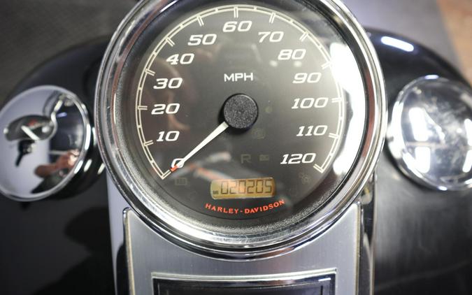 2020 Harley-Davidson Road King Vivid Black