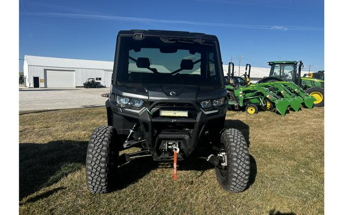 2022 Can-Am Defender Limited HD10