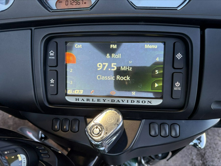 2018 Harley-Davidson FLHX - Street Glide