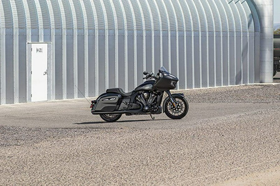 2020 Indian Challenger® Dark Horse®