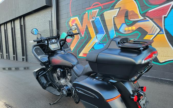 2020 Indian Challenger® Dark Horse®