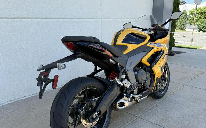 2026 Triumph DAYTONA 660