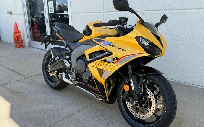 2026 Triumph DAYTONA 660