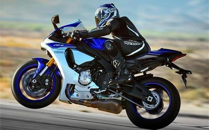 2015 Yamaha Motor Corp., USA YZF-R1