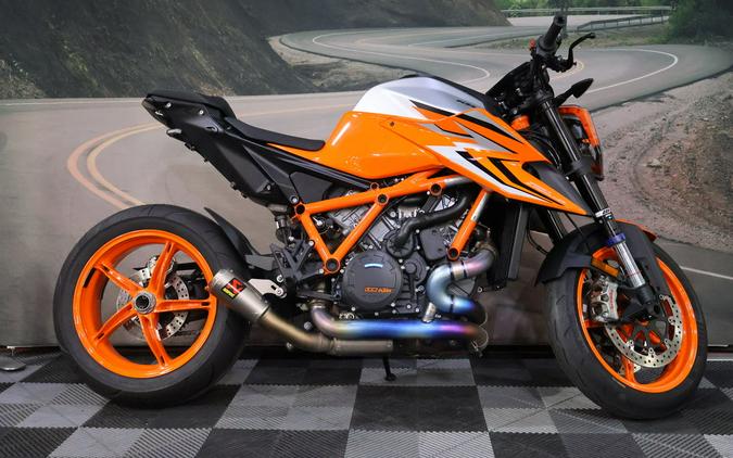 2022 KTM 1290 Super Duke R EVO