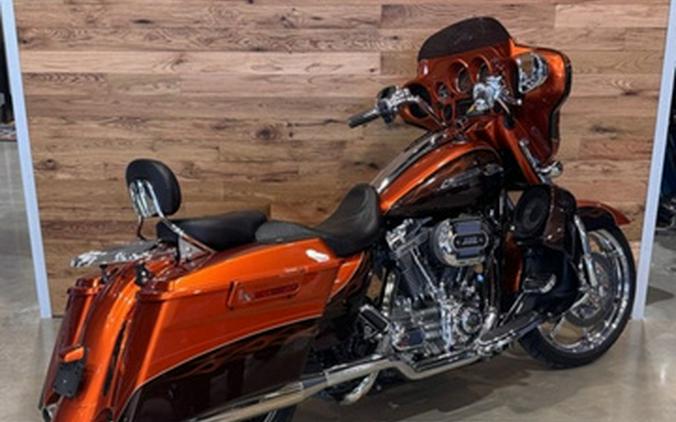2012 Harley-Davidson FLHXSE3 - CVO Street Glide