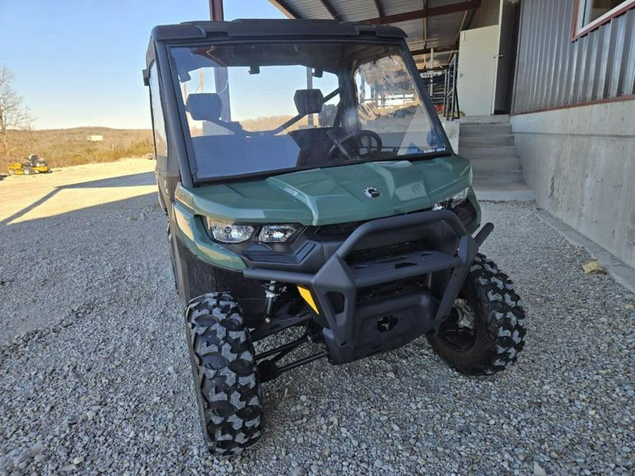 2025 Can-Am® Defender DPS HD7