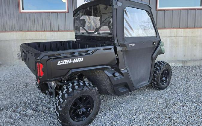 2025 Can-Am® Defender DPS HD7