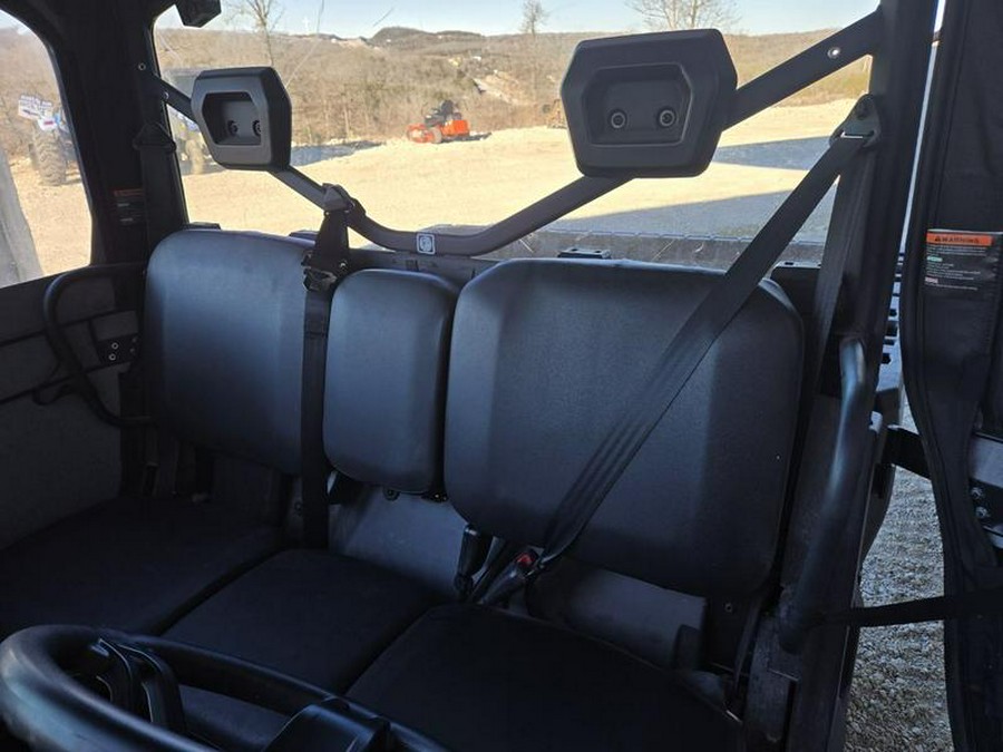 2025 Can-Am® Defender DPS HD7