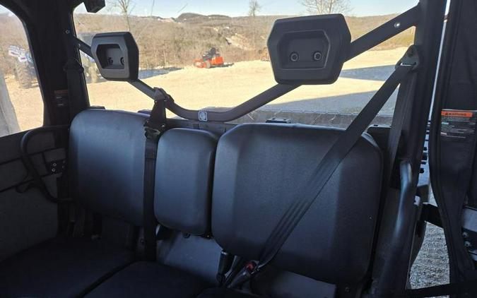 2025 Can-Am® Defender DPS HD7