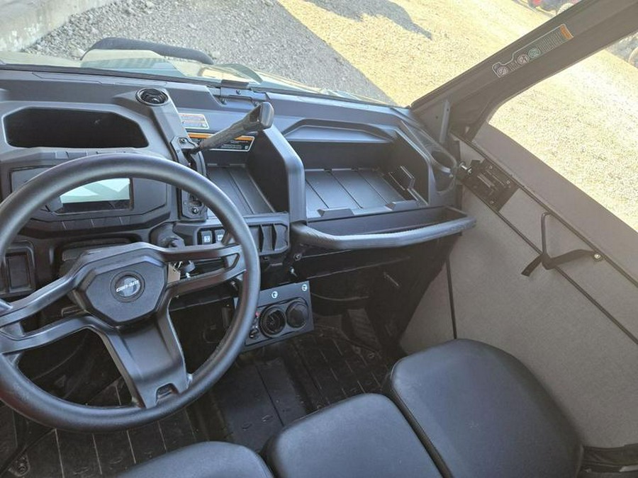 2025 Can-Am® Defender DPS HD7