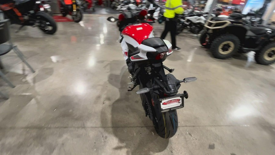 2026 Yamaha YZF-R9 70TH ANNIVERSARY EDITION