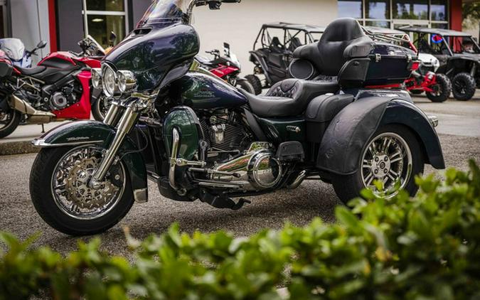 2021 Harley-Davidson Trike FLHTCUTG - Tri Glide Ultra