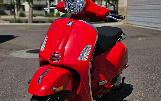 2024 Vespa GTS Super 300