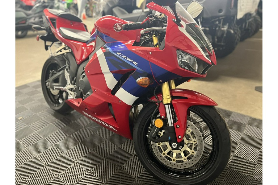 2024 Honda CBR600RR Base