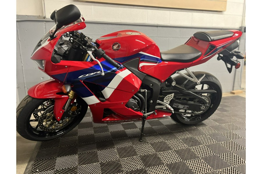 2024 Honda CBR600RR Base