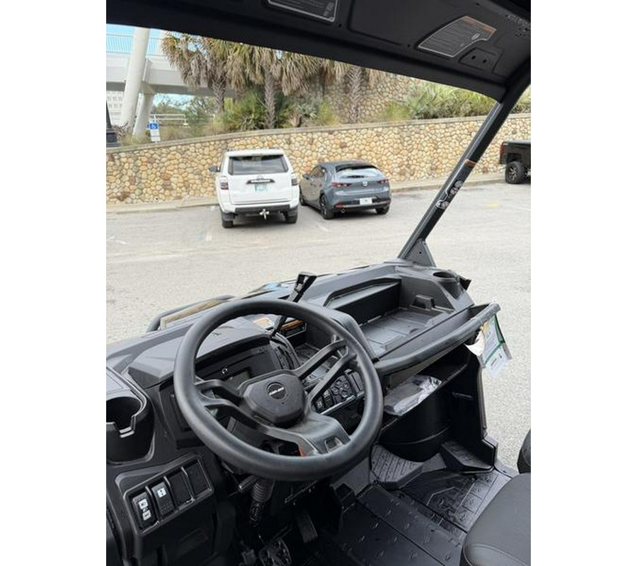 2025 Can-Am® Defender MAX XT HD9