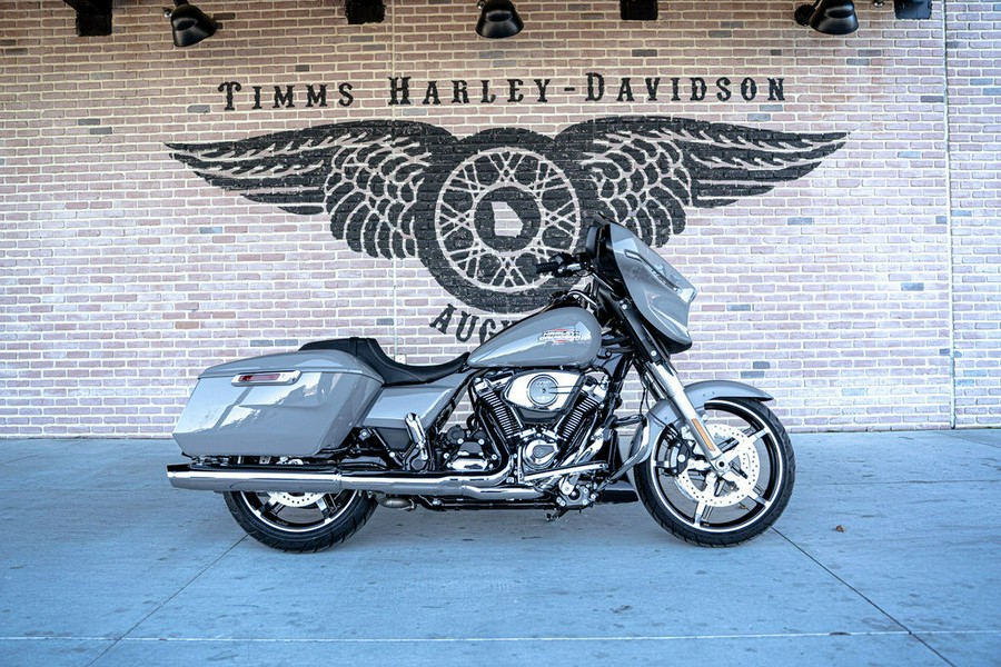 2026 Harley-Davidson® FLHX - Street Glide®