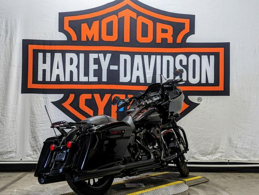 2018 Harley-Davidson® FLTRXS - Road Glide® Special