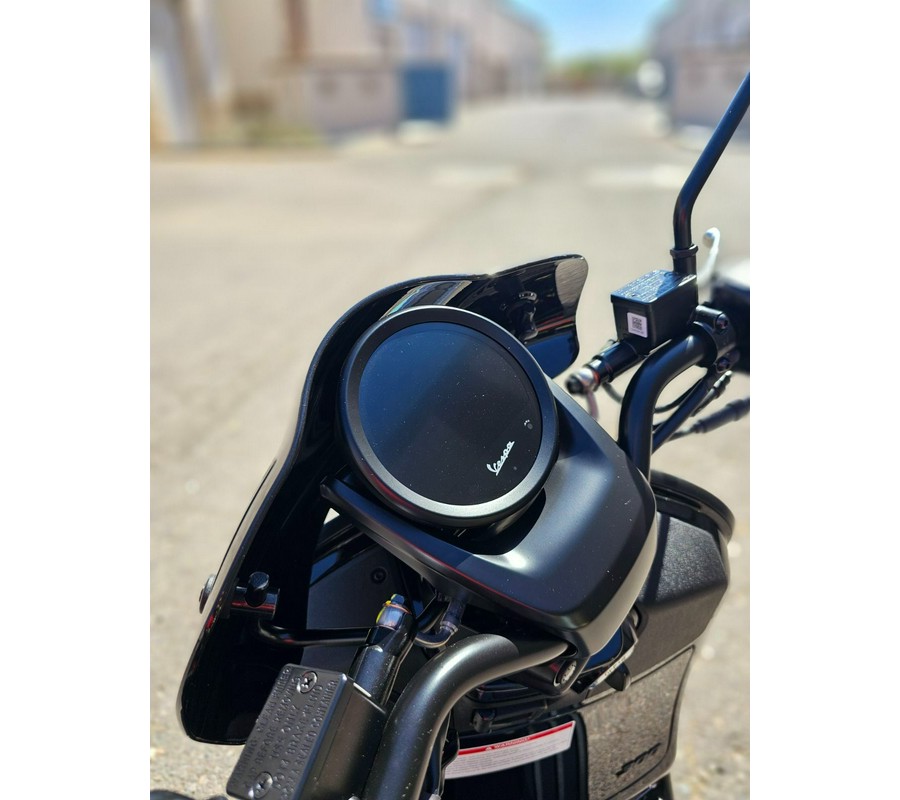 2024 Vespa GTV 300