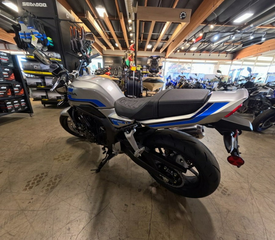 2026 Honda CB1000F