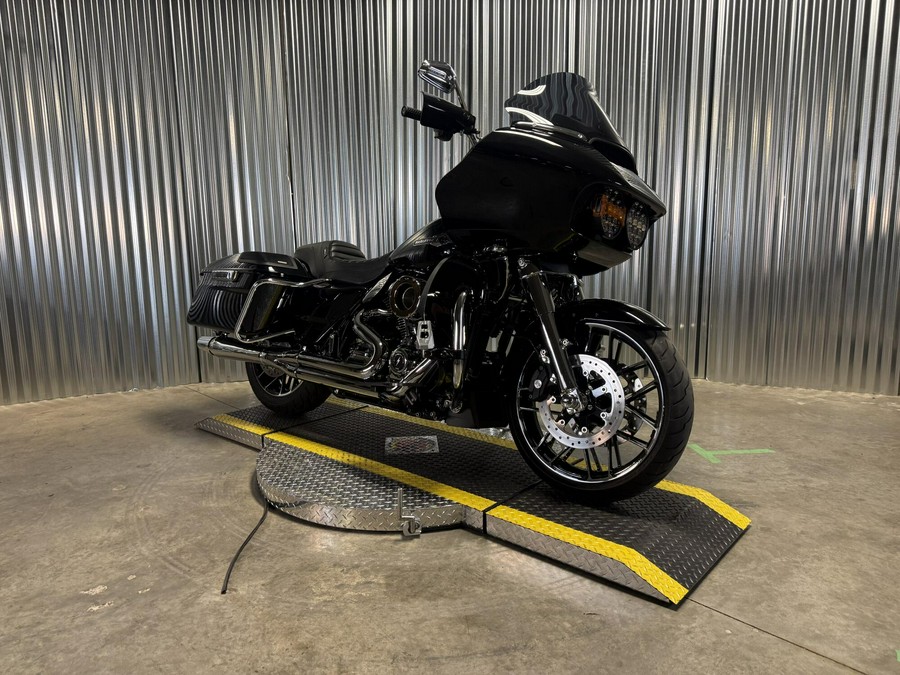 2022 Harley-Davidson Road Glide BLACK