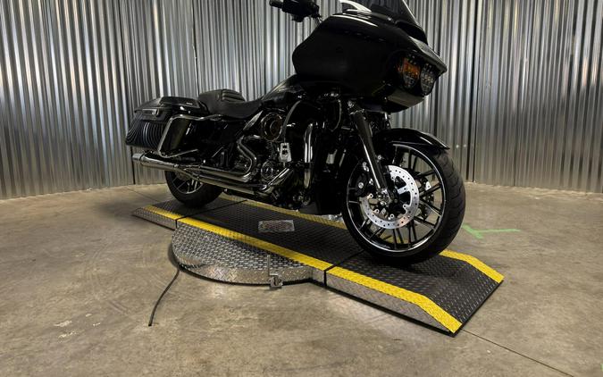 2022 Harley-Davidson Road Glide BLACK