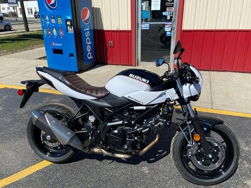 2019 Suzuki SV650X Review (15 Fast Facts)