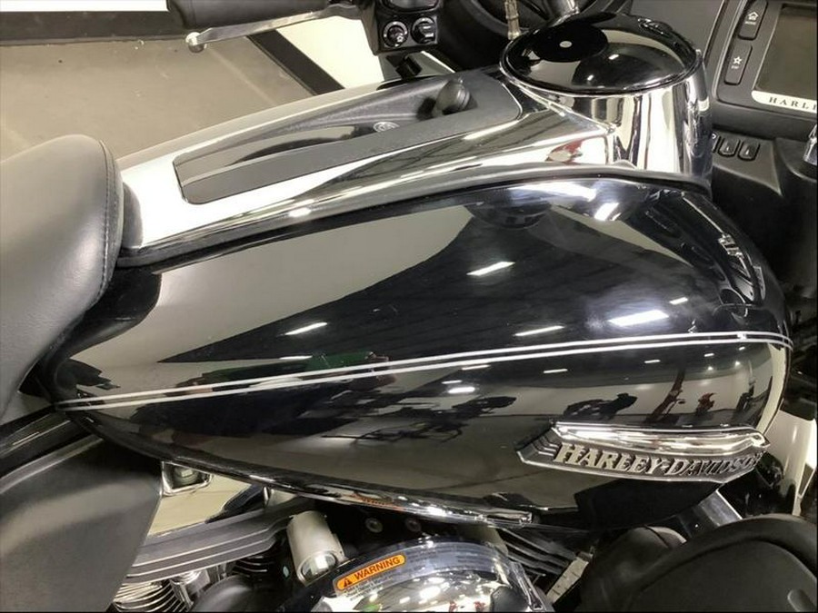 2015 Harley-Davidson® FLHTCUL - Electra Glide® Ultra Classic® Low