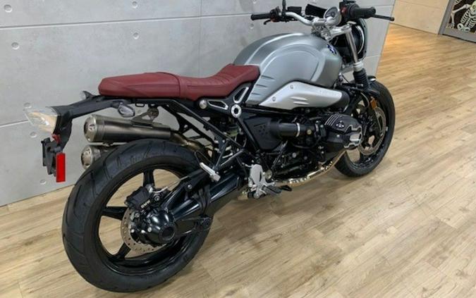 2022 BMW R nineT Scrambler Granite Gray Metallic