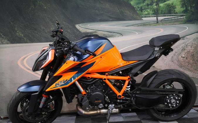 2021 KTM 1290 Super Duke R