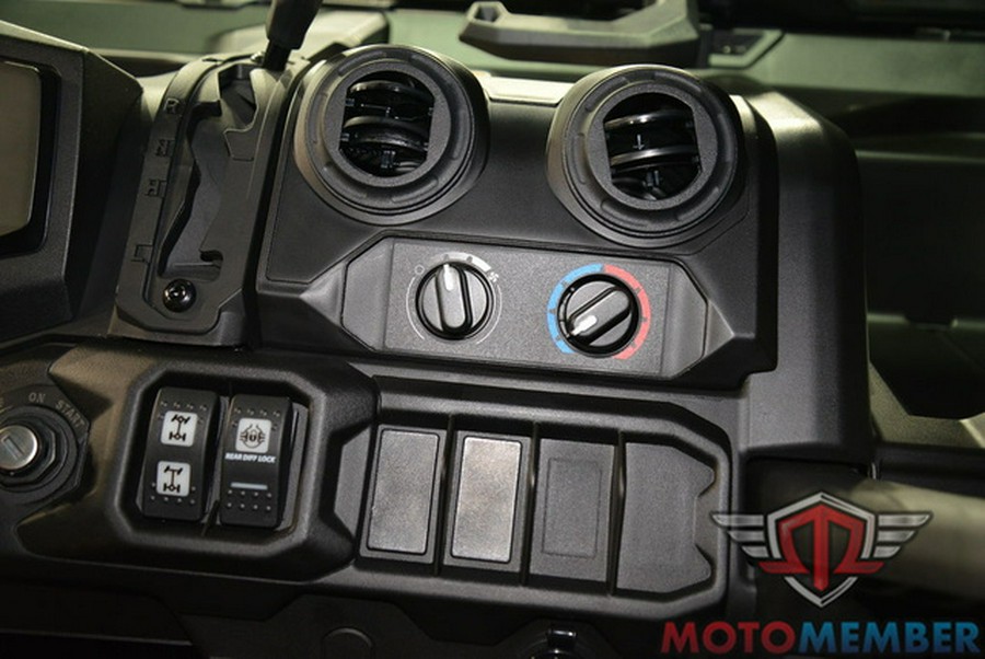 2025 Can-Am Defender DPS CAB HD9 Compass Green