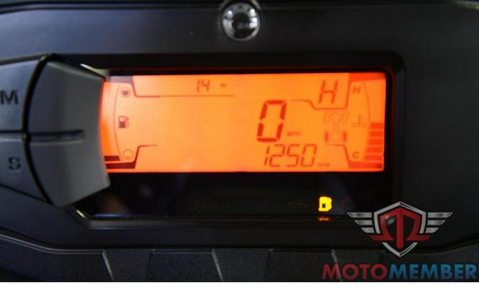 2025 Can-Am Defender DPS CAB HD9 Compass Green