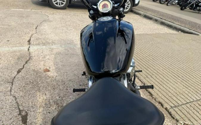 2016 Indian Motorcycle® Scout® Thunder Black