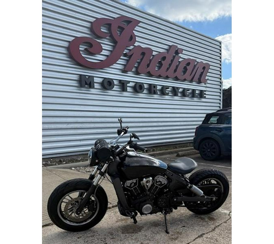 2016 Indian Motorcycle® Scout® Thunder Black