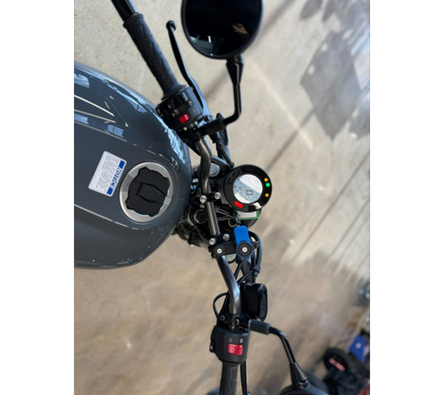 2024 Kawasaki Eliminator Pearl Storm Gray