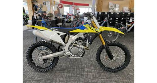 2022 Suzuki RM-Z250 Review [The Playful Motocross Racebike]