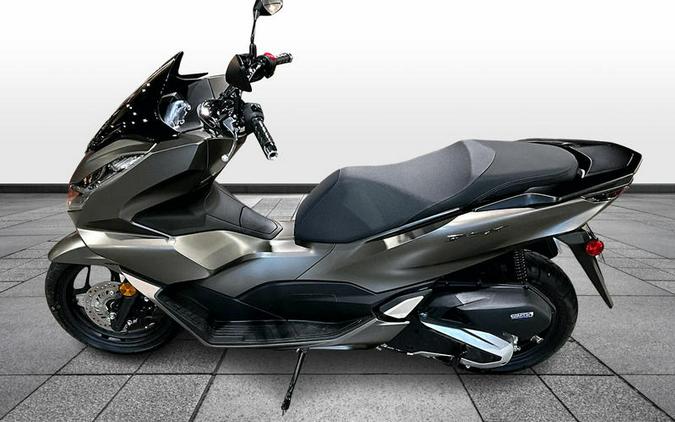 2023 Honda® PCX