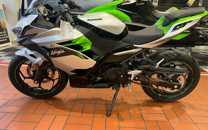 2024 Kawasaki Ninja e-1 ABS