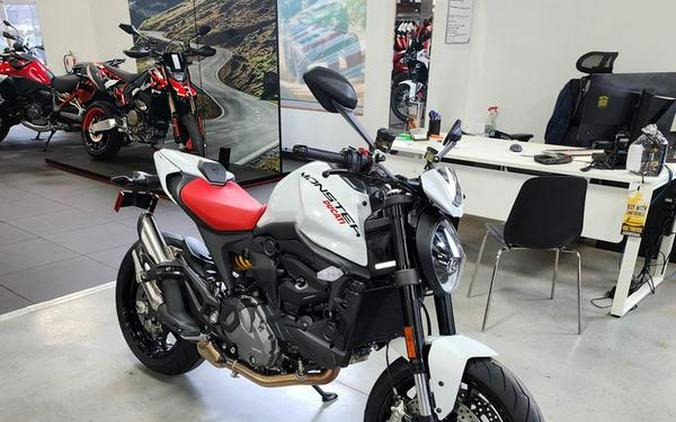 2024 Ducati Monster 937+