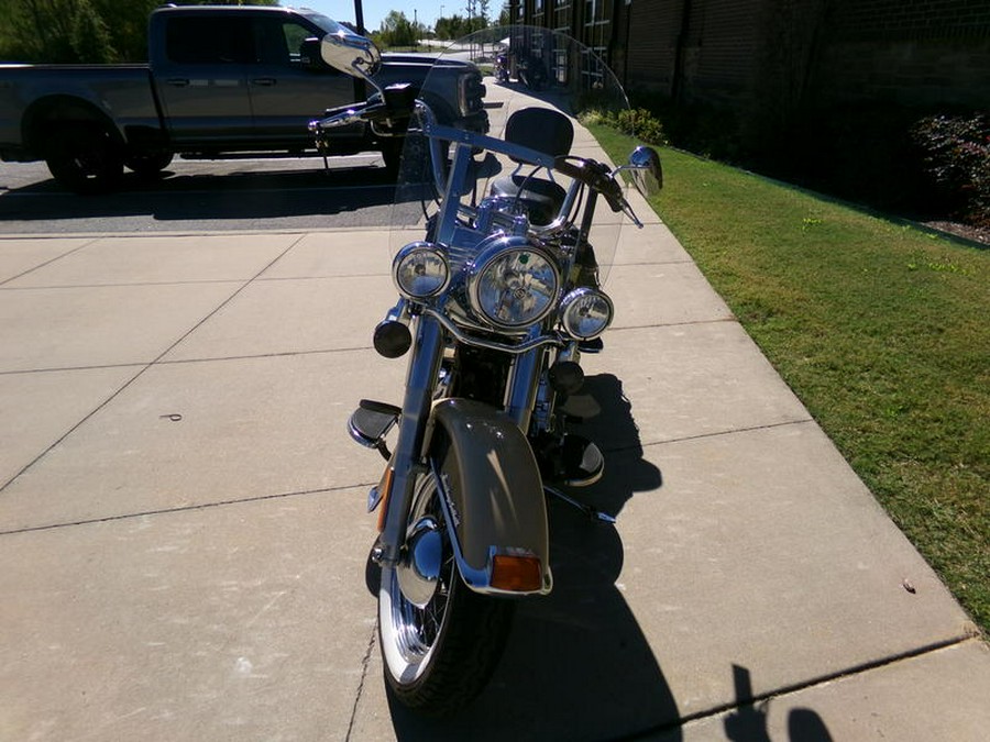 2014 Harley-Davidson® FLSTC - Heritage Softail® Classic