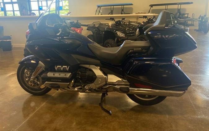 2018 Honda Gold Wing Tour Pearl Hawkseye Blue