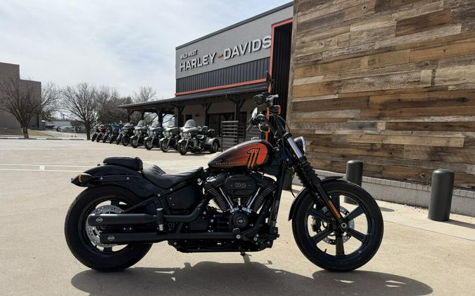 2023 Harley-Davidson® Street Bob® 114 Vivid Black