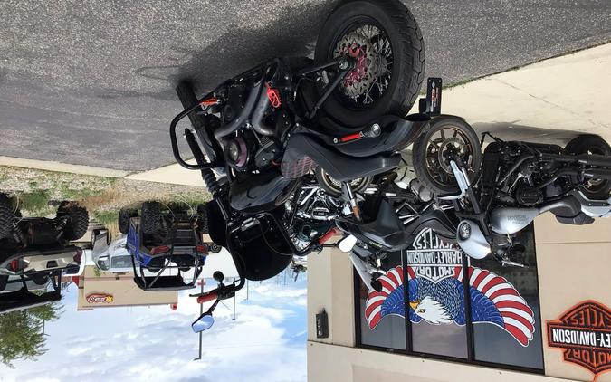 2020 HARLEY-DAVIDSON SOFTAIL STREET BOB