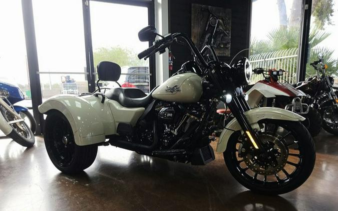 2023 Harley-Davidson Trike FLRT - Freewheeler