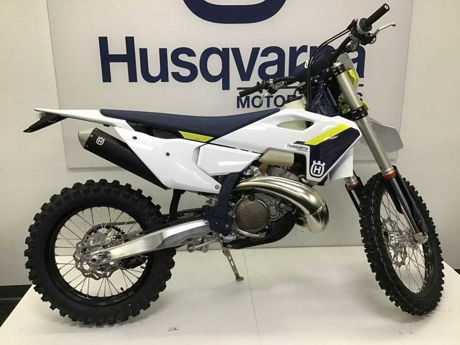 2025 Husqvarna® TE 300