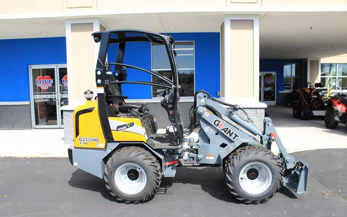 2022 Giant by Tobroco Wheel Loaders G2200 HD