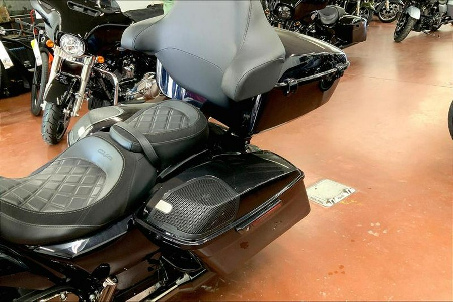 2022 Harley-Davidson® FLHXSE - CVO™ Street Glide®