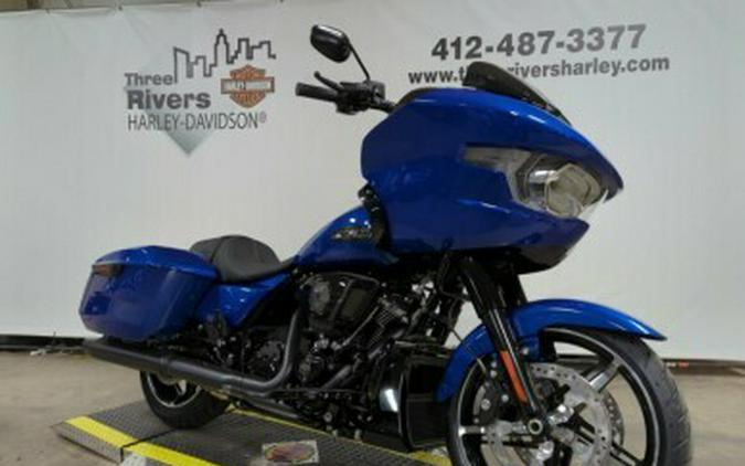 2024 Harley-Davidson Road Glide™ Blue Burst - Black Finish